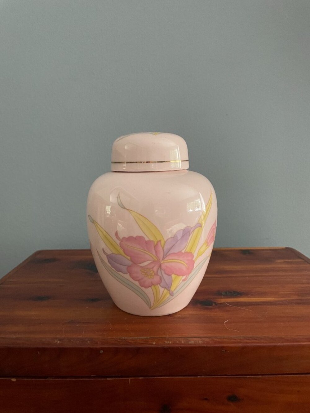 Vintage Ginger Jar & Lid Pink Japanese Porcelain Floral Iris Gold Trim 5.5"
